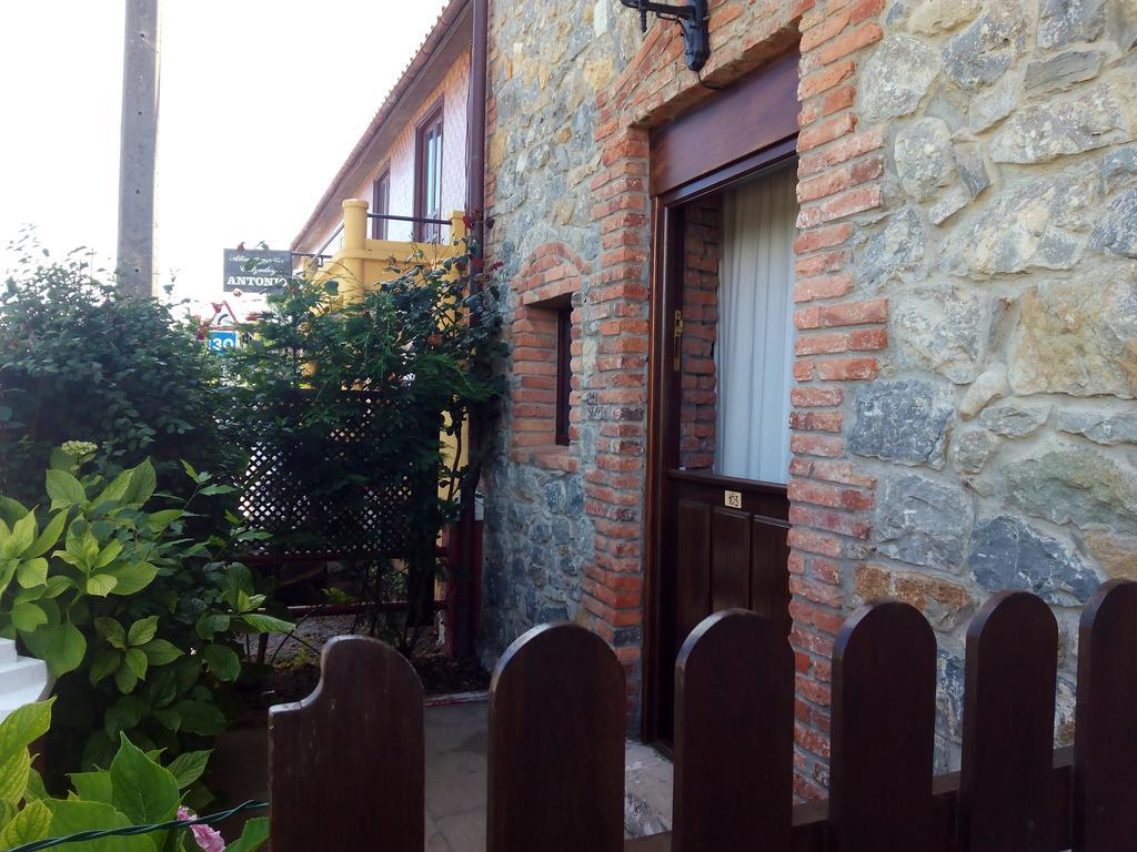 Posada Las Mananitas Cóbreces Εξωτερικό φωτογραφία